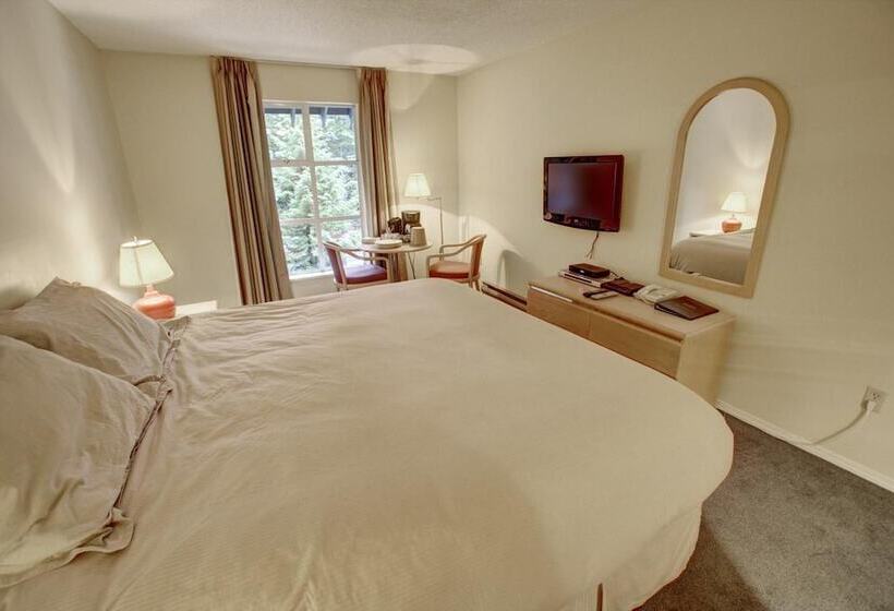 Glacier Lodge Boutique