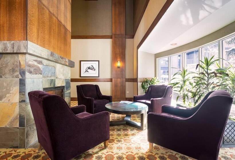 Glacier Lodge Boutique