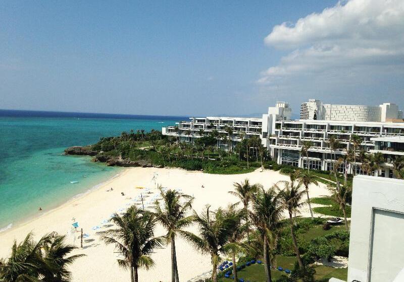 هتل Palace In Moon Beach