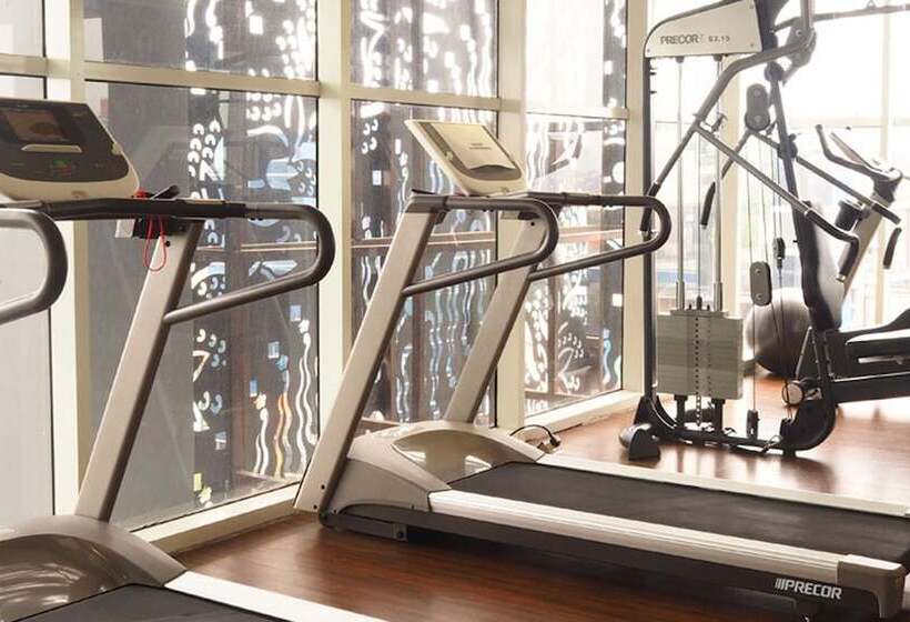 酒店 Aston Bellevue Radio Dalam