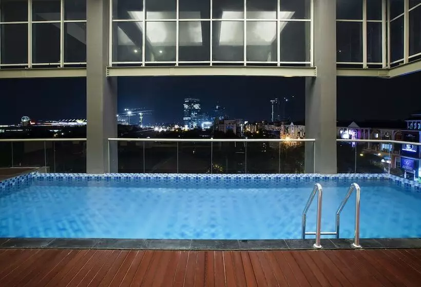 酒店 Aston Bellevue Radio Dalam