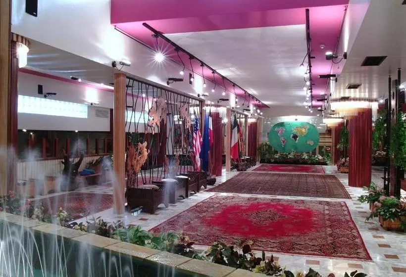 Отель Costellazioni