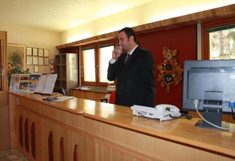 בית מלון כפרי Costellazioni