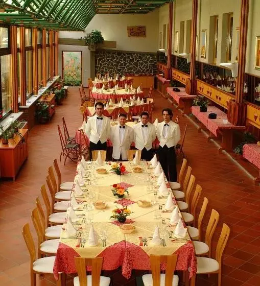 Отель Costellazioni