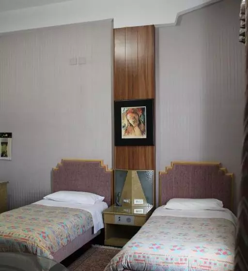 Отель Costellazioni