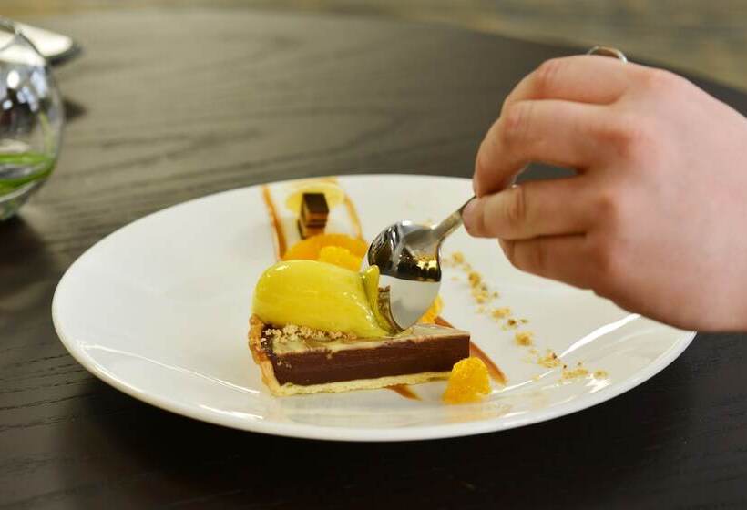 Hotel Distinction Dunedin