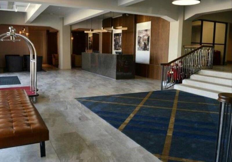 Hotel Distinction Dunedin