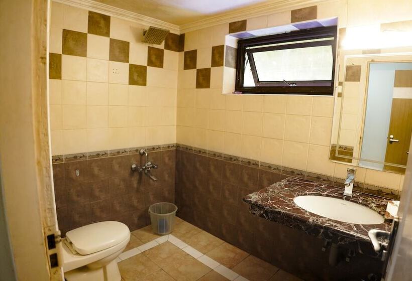 בית מלון כפרי Emarald Resort