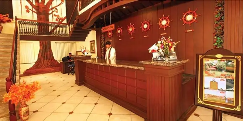 ホテル Emarald Resort