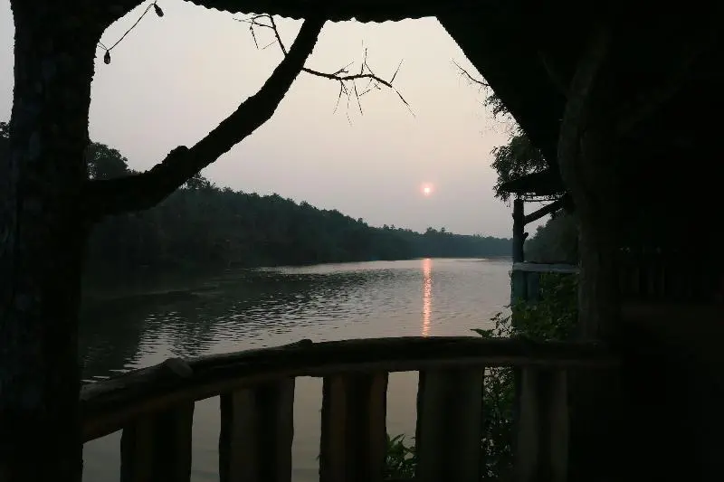 ホテル Emarald Resort