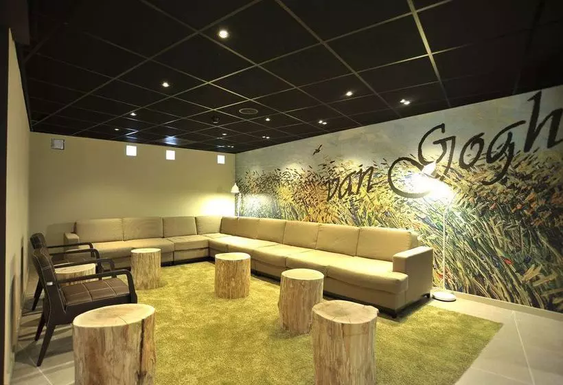 ホテル Golden Tulip Amsterdam Riverside