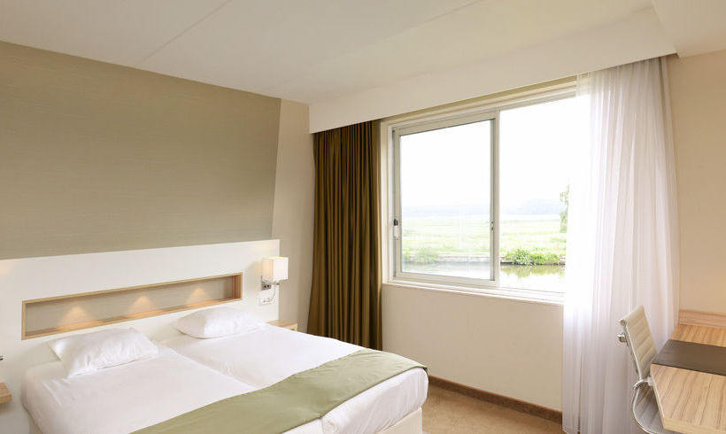 호텔 Golden Tulip Amsterdam Riverside