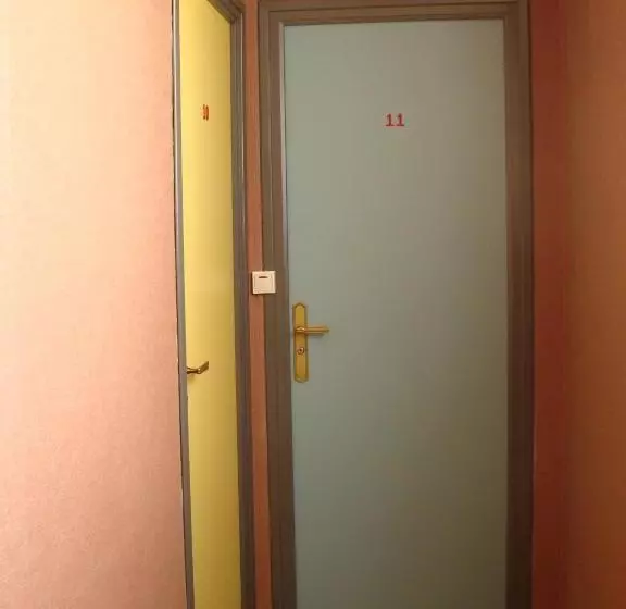 ホテル Hôtel Le Flaubert