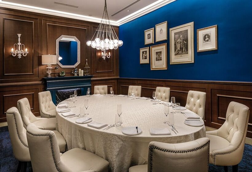 ホテル Macalister Mansion