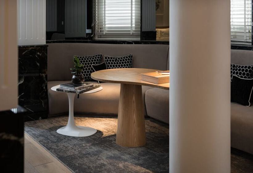 ホテル Macalister Mansion