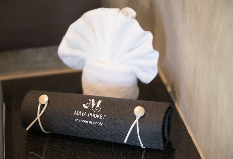 Maya Phuket Airport Hotel Naiyang Beach