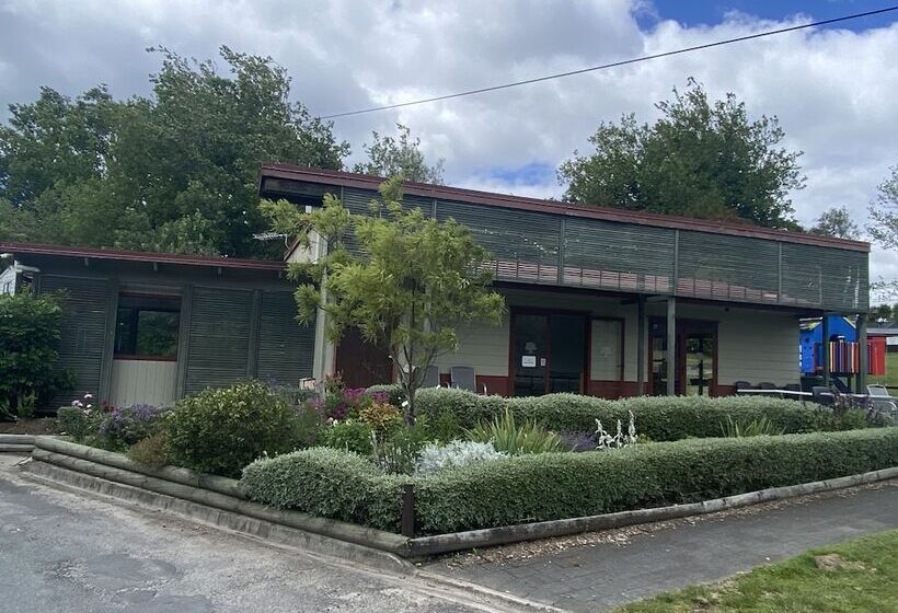 Отель Rotorua Thermal Holiday Park