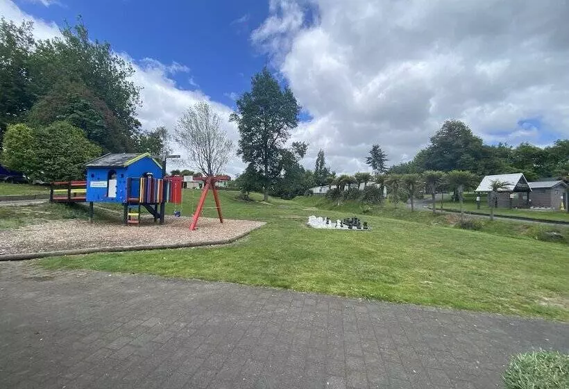 호텔 Rotorua Thermal Holiday Park