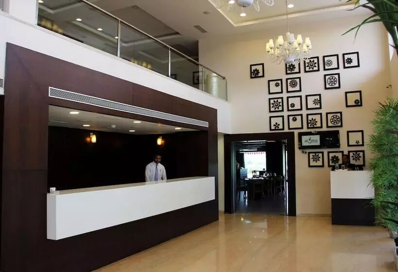 ホテル Vista Rooms At Nandan Kanan