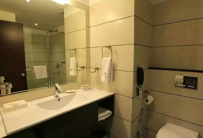 ホテル Vista Rooms At Nandan Kanan