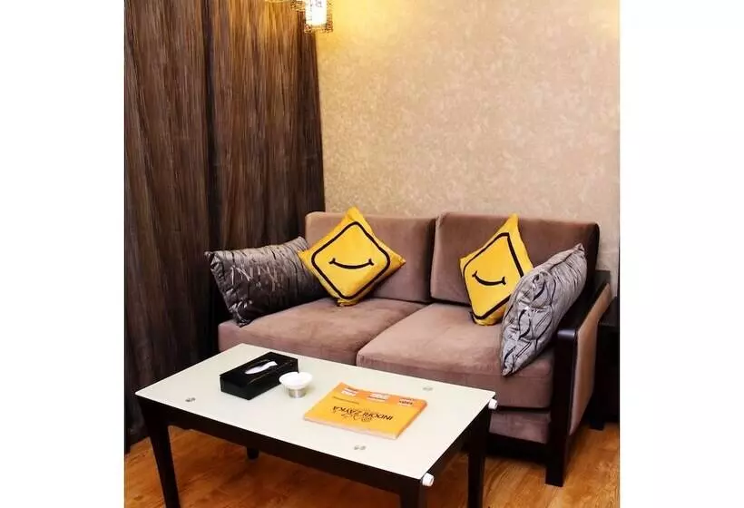 ホテル Vista Rooms At Nandan Kanan