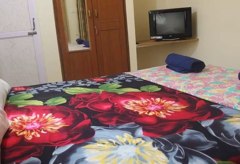 ホテル Yellow House