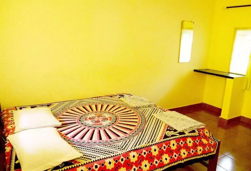 ホテル Yellow House