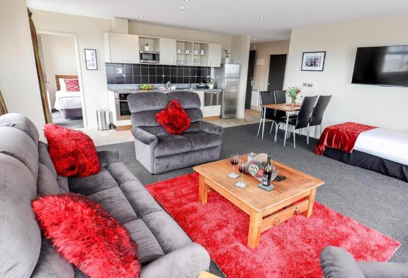 모텔 Coleraine Suites & Apartments