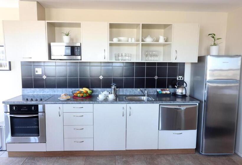 모텔 Coleraine Suites & Apartments