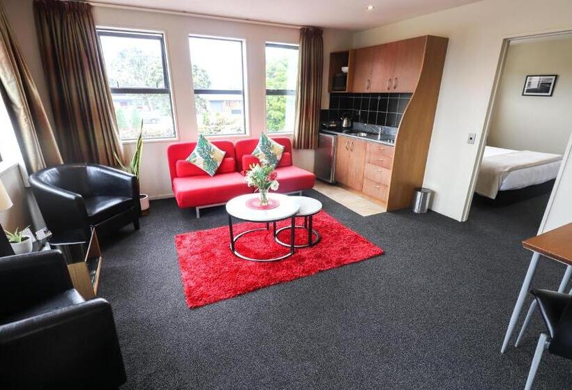 모텔 Coleraine Suites & Apartments