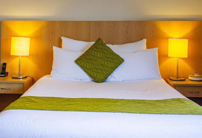 فندق على الطريق Greenlane Suites