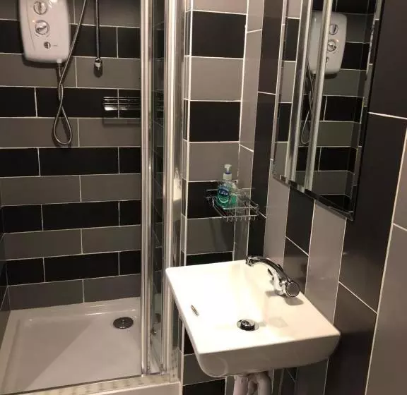 پانسیون Allison House 16