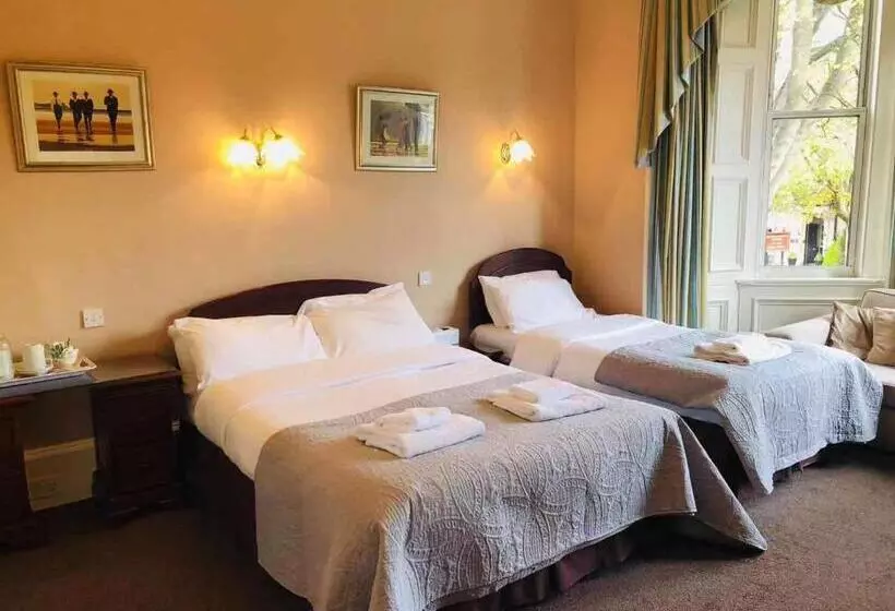 پانسیون Allison House 16