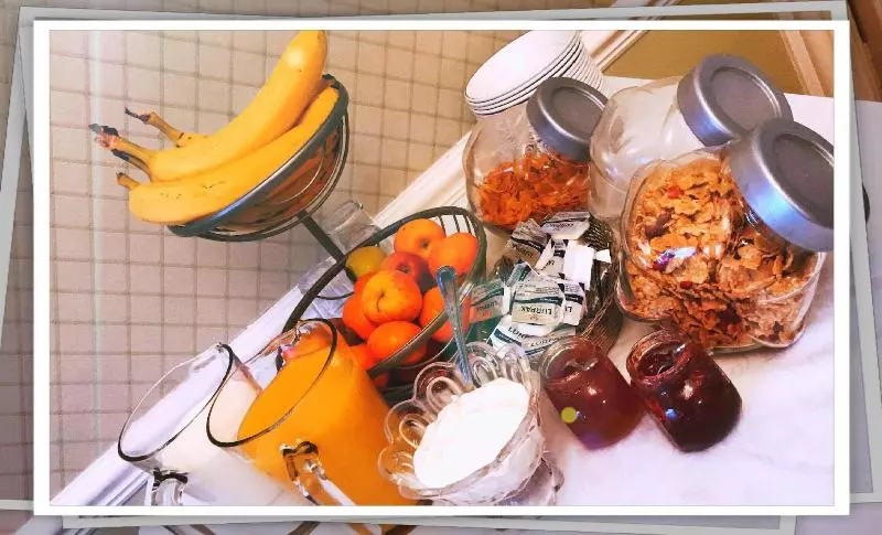 پانسیون Allison House 16