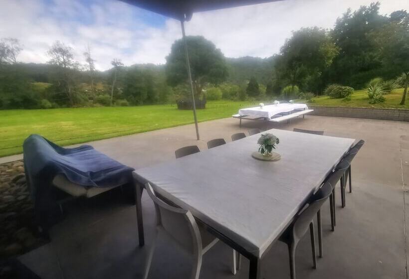 פנסיון Hakarimata Lodge Riverside Sanctuary