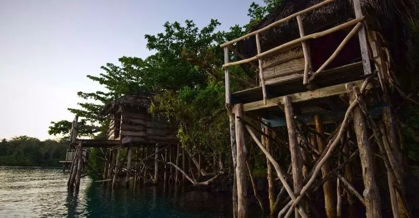 استراحتگاه Lusia's Lagoon Chalets