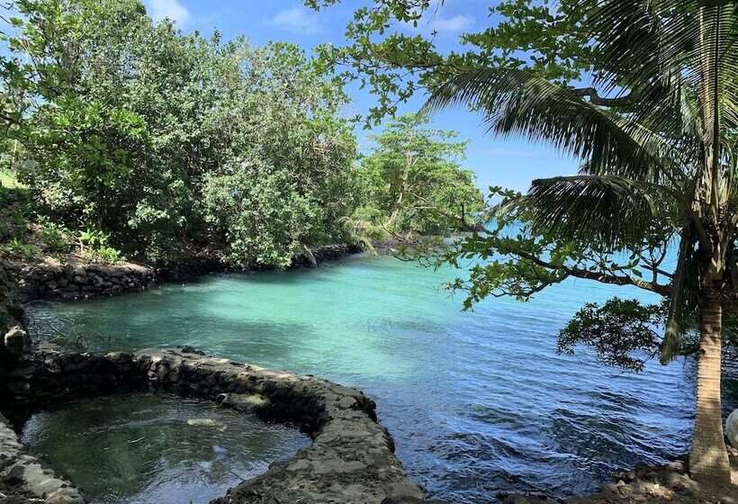 אתר נופש Lusia's Lagoon Chalets