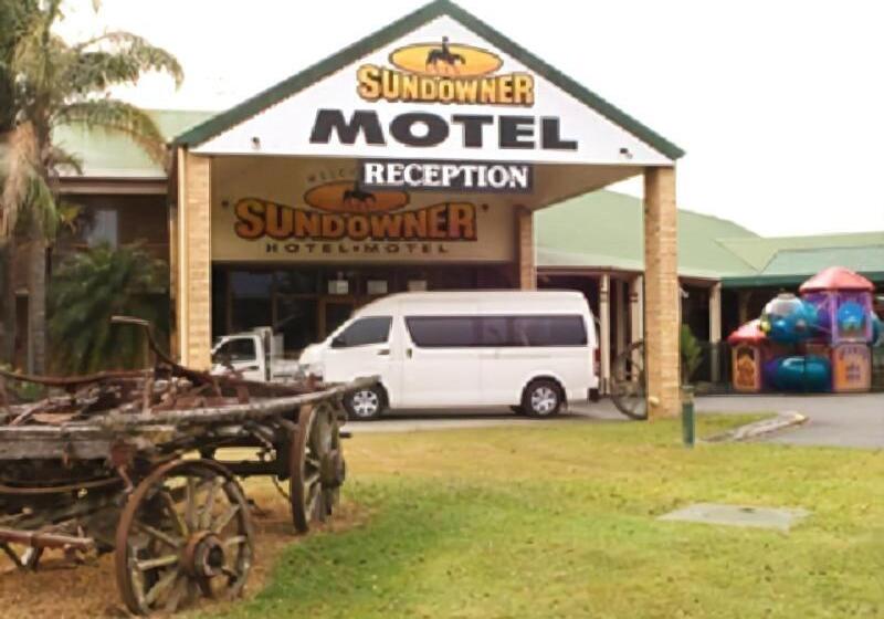 Sundowner Hotel Motel