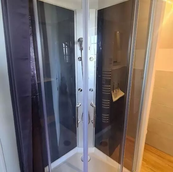 ユースホステル Villa Maëlla