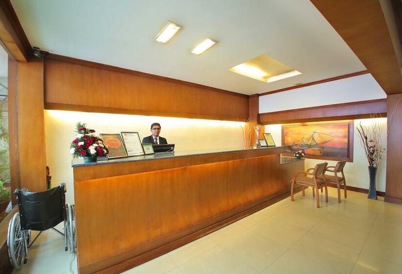 ベッドアンドブレックファースト Palmyra Grand Inn