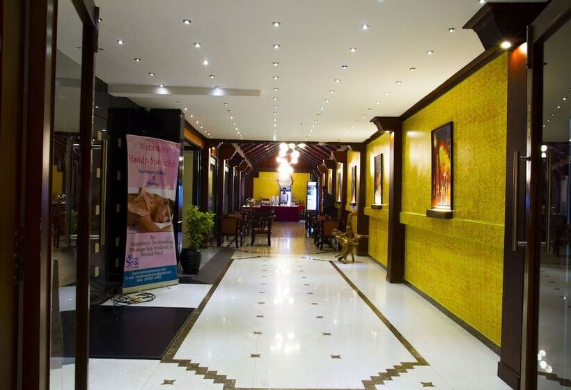 ベッドアンドブレックファースト Palmyra Grand Inn