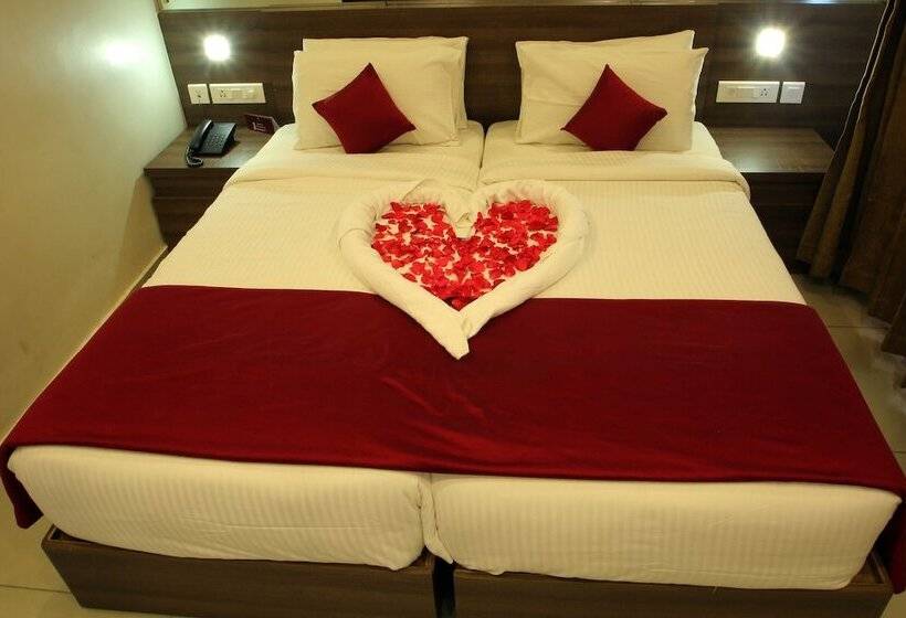 ベッドアンドブレックファースト Palmyra Grand Inn