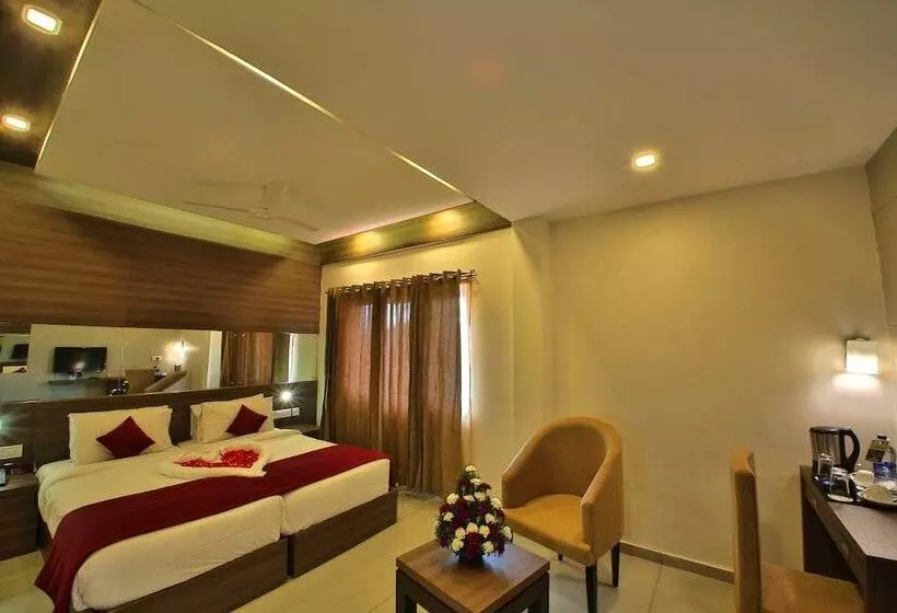 ベッドアンドブレックファースト Palmyra Grand Inn