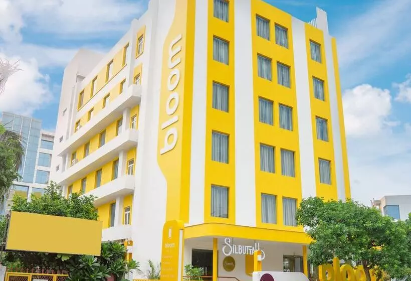 Bloom Hotel   Sector 62