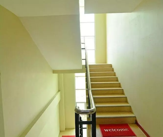 Celbyrne Pension Hauz