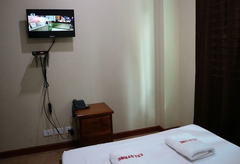 Celbyrne Pension Hauz