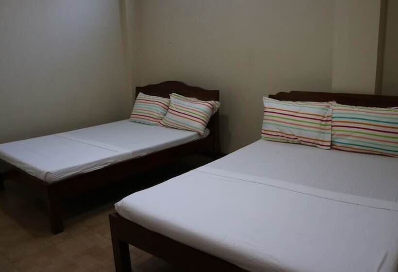 Celbyrne Pension Hauz