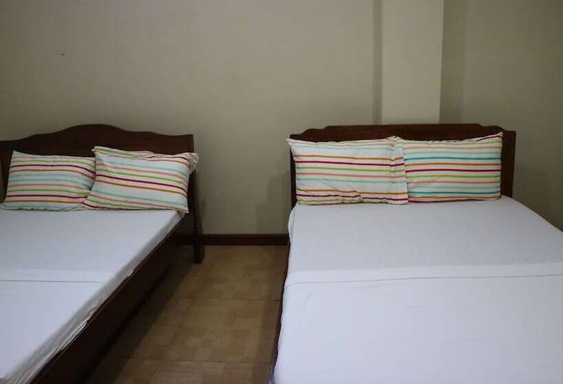 Celbyrne Pension Hauz