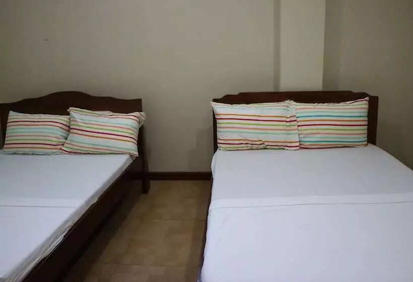Celbyrne Pension Hauz