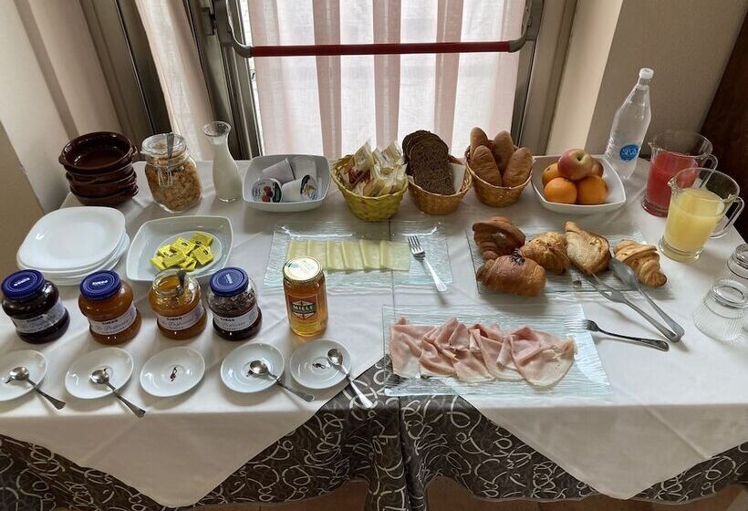 Отель Belvedere